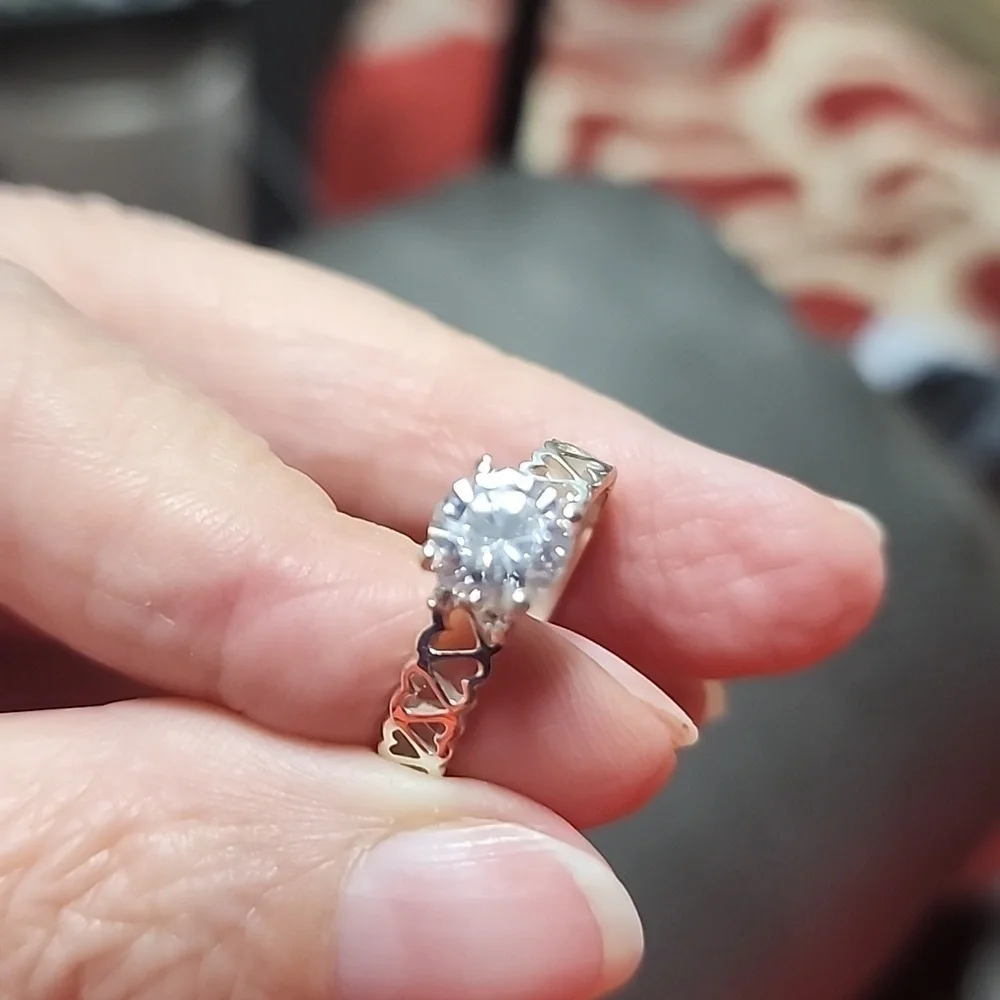 Sterling Silver Solitaire Ring Size 7